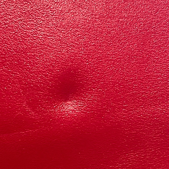 Michael Kors Red Leather Shoulder Bag with Gold Hardware - Picture 5 of 10